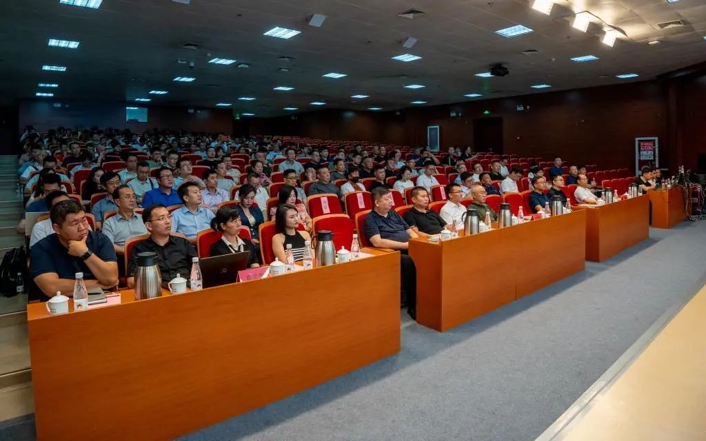 学校举办零碳产业生态技术应用推广活动