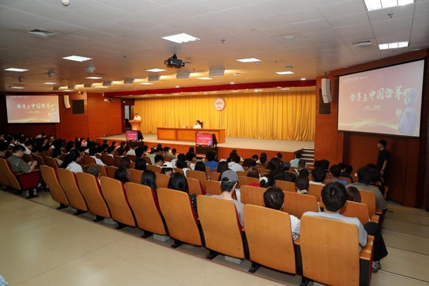 海军少将高学敏做客米兰“明理讲坛”