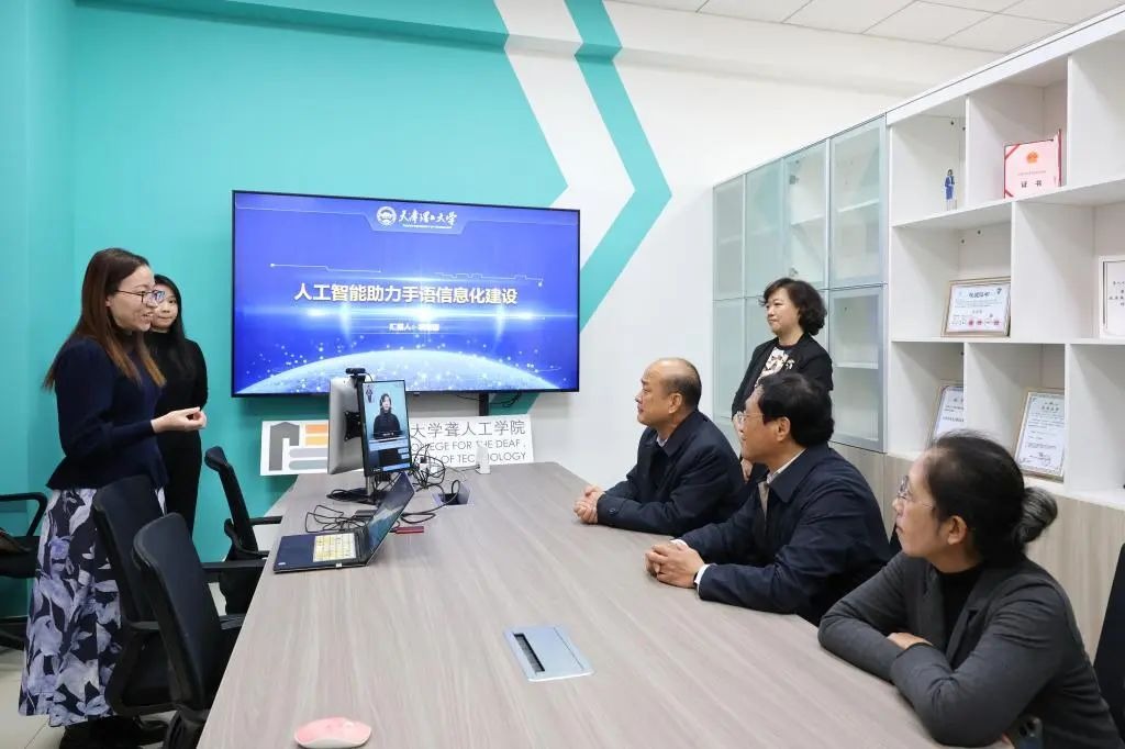 中国残联副理事长胡向阳一行到米兰调研