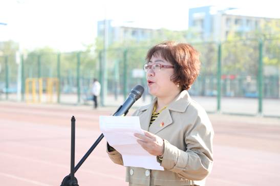 鎸戦€夌殑鍥剧墖鍗囨棗+搴ц皥浼_鍥句功棣嗗弬瑙_F23A1651