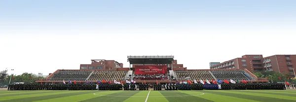 天津市学校国旗护卫队展演活动在米兰举行