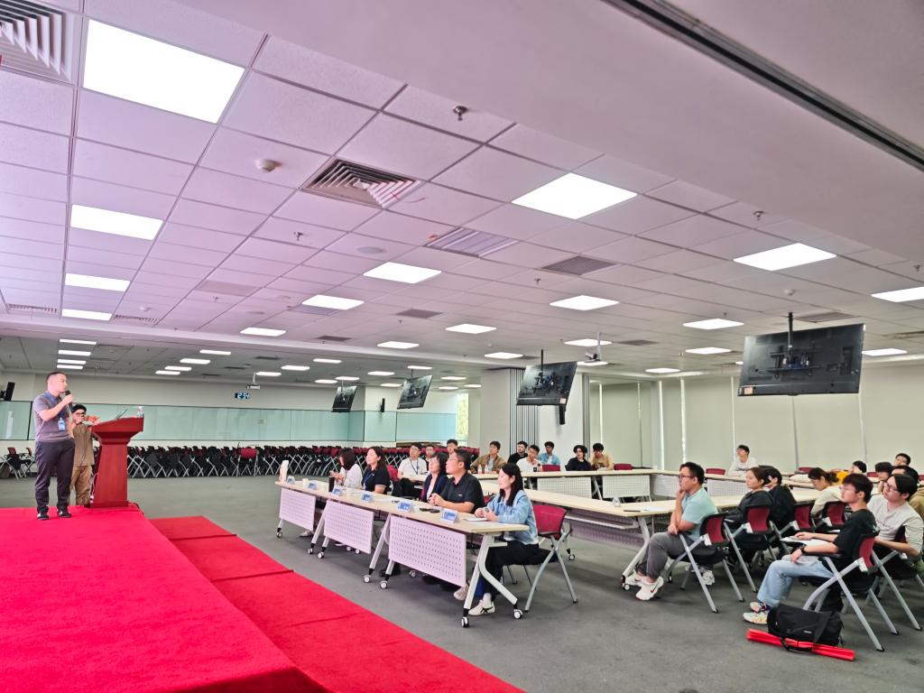 材料科学与工程学院师生赴维信诺科技股份有限公司开展访企拓岗活动